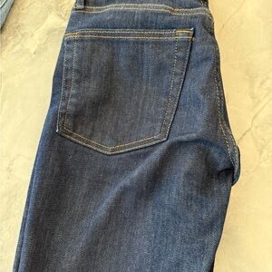 Zara Deep Indigo Jeans straight leg and cropped size 4